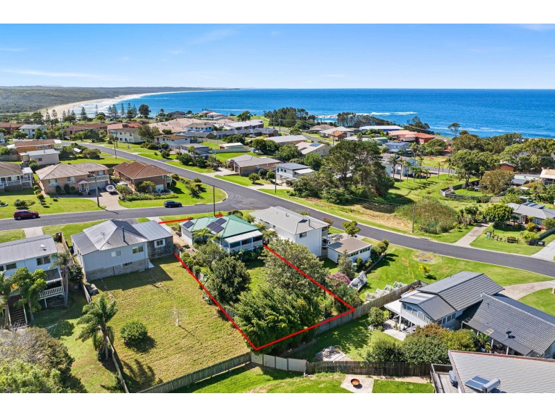 8 Ernest Street, Dalmeny NSW 2546