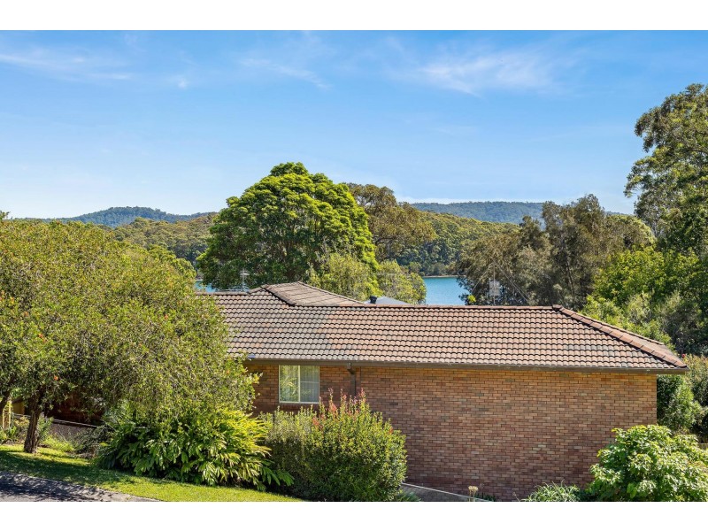 18 Dorothy Drive, Narooma NSW 2546