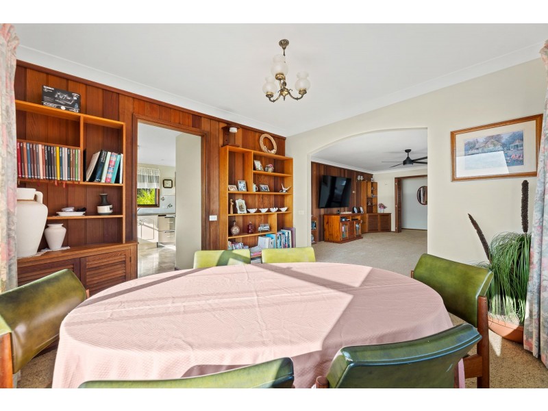 22 Warbler Crescent, North Narooma NSW 2546