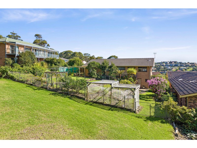 22 Warbler Crescent, North Narooma NSW 2546
