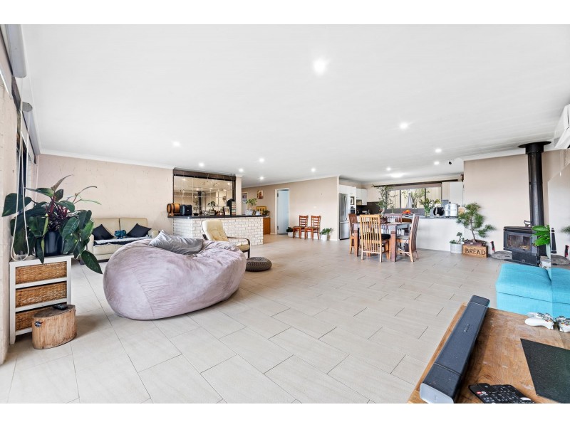 40 Binalong Street, Dalmeny NSW 2546