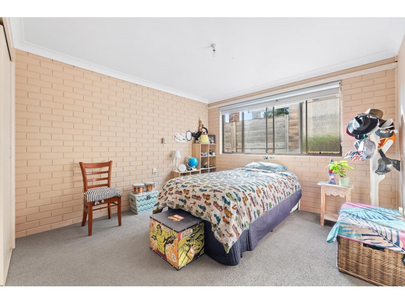 40 Binalong Street, Dalmeny NSW 2546