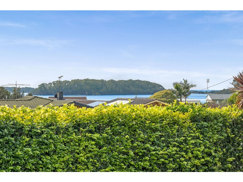 40 Binalong Street, Dalmeny NSW 2546