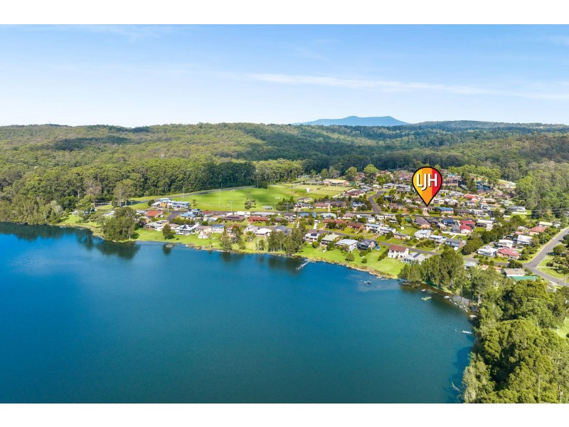 40 Binalong Street, Dalmeny NSW 2546