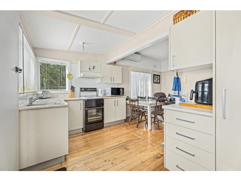 28 Mcmillan Road, Narooma NSW 2546