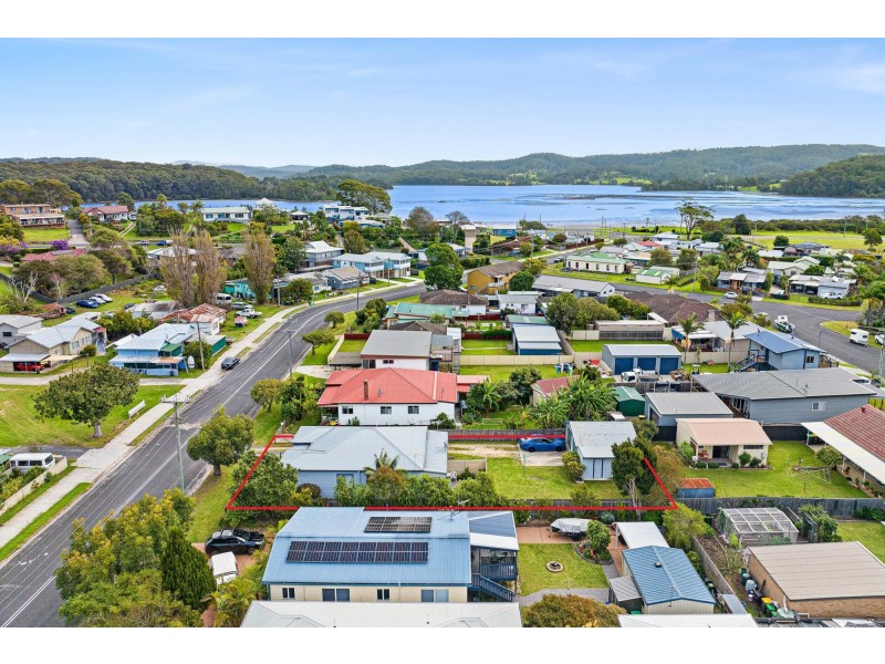 28 Mcmillan Road, Narooma NSW 2546