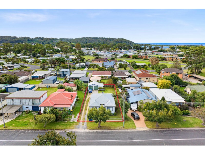 28 Mcmillan Road, Narooma NSW 2546