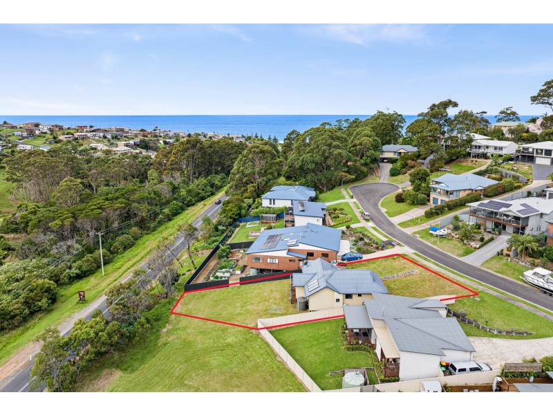 8 Creighton Parade, North Narooma NSW 2546