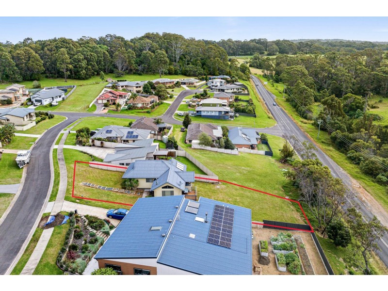 8 Creighton Parade, North Narooma NSW 2546