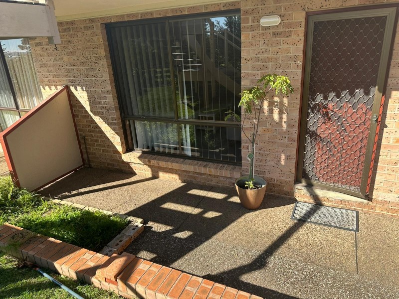 4/32 Cresswick Parade, Dalmeny NSW 2546