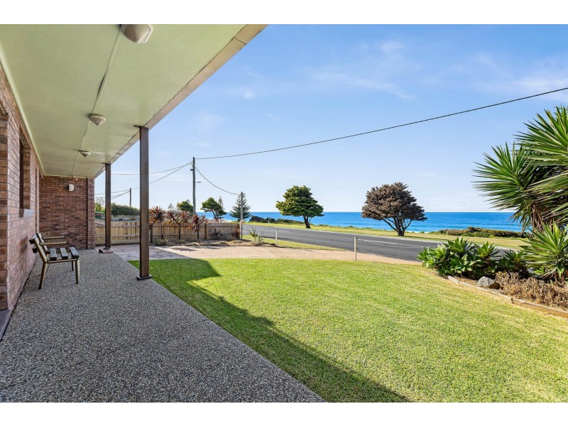 19 Dalmeny Drive, Kianga NSW 2546