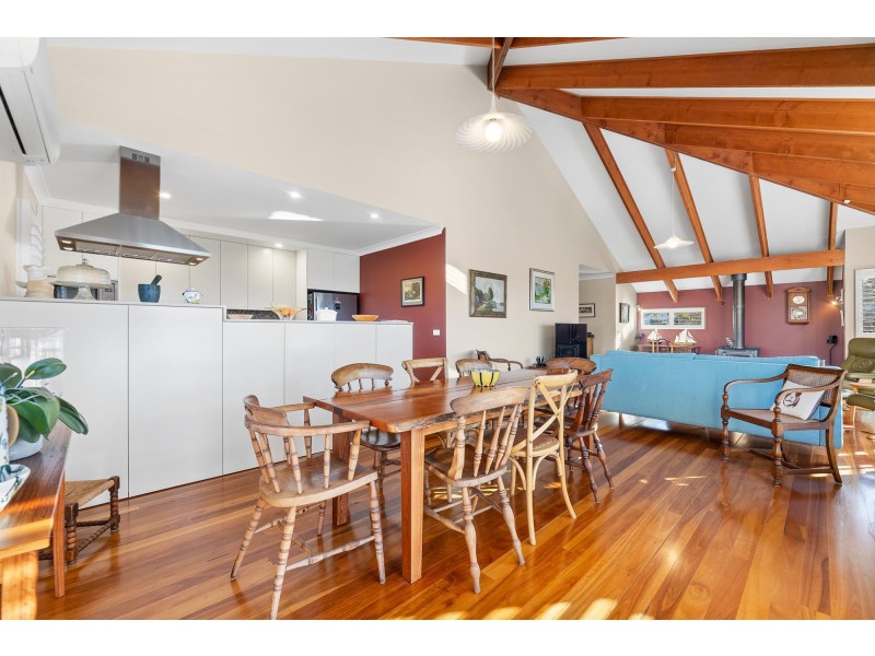 31 Parbery Avenue, Bermagui NSW 2546