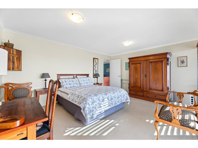 31 Parbery Avenue, Bermagui NSW 2546