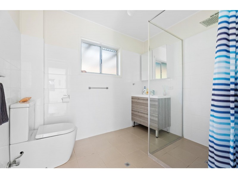 9 Thomson Parade, Dalmeny NSW 2546