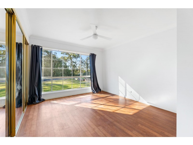 16 Mummaga Lake Drive, Dalmeny NSW 2546