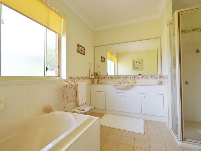 50 Rainforest Parkway, Narooma NSW 2546