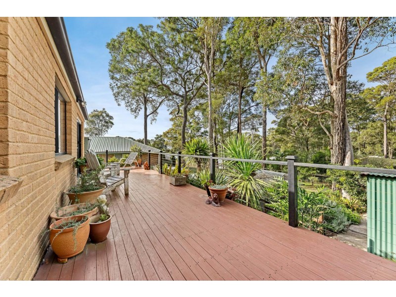 30 Eucalyptus Drive, Dalmeny NSW 2546