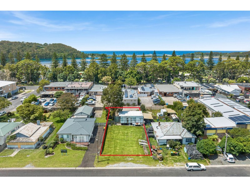 7 Graham Street, Narooma NSW 2546