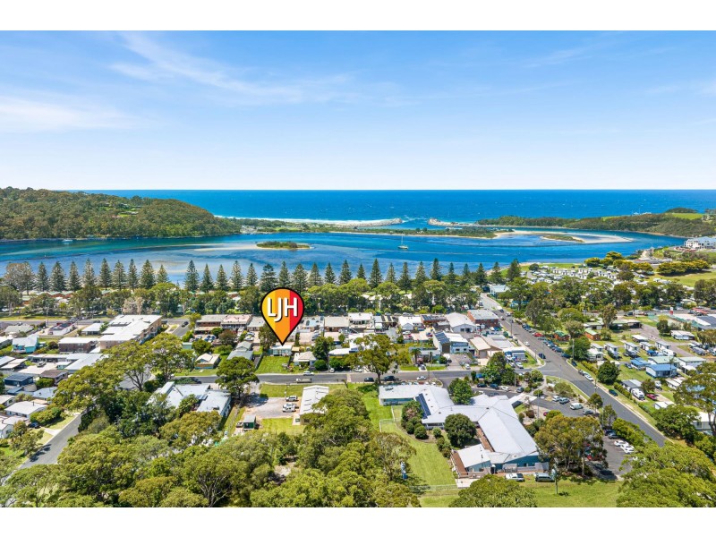 7 Graham Street, Narooma NSW 2546