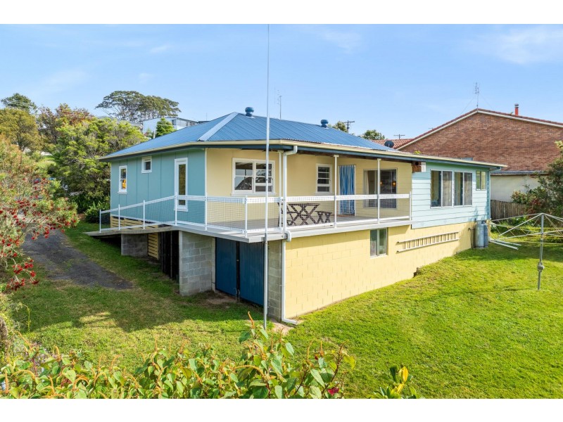 9 Riley Street, Narooma NSW 2546