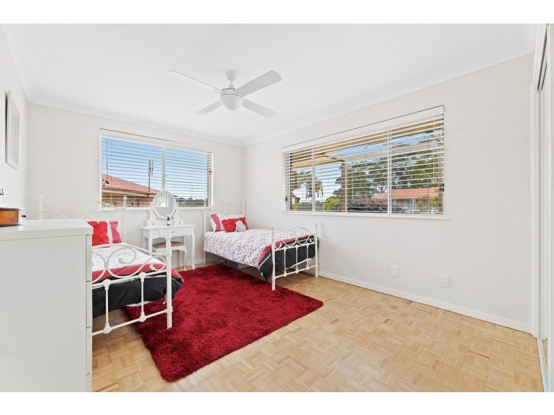 21 Dawn Parade, Kianga NSW 2546