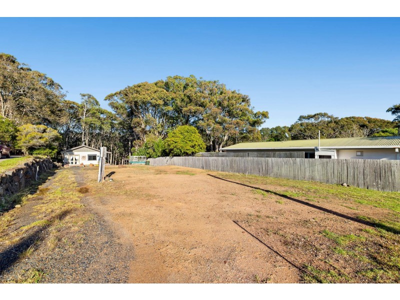 31 Thomson Parade, Dalmeny NSW 2546