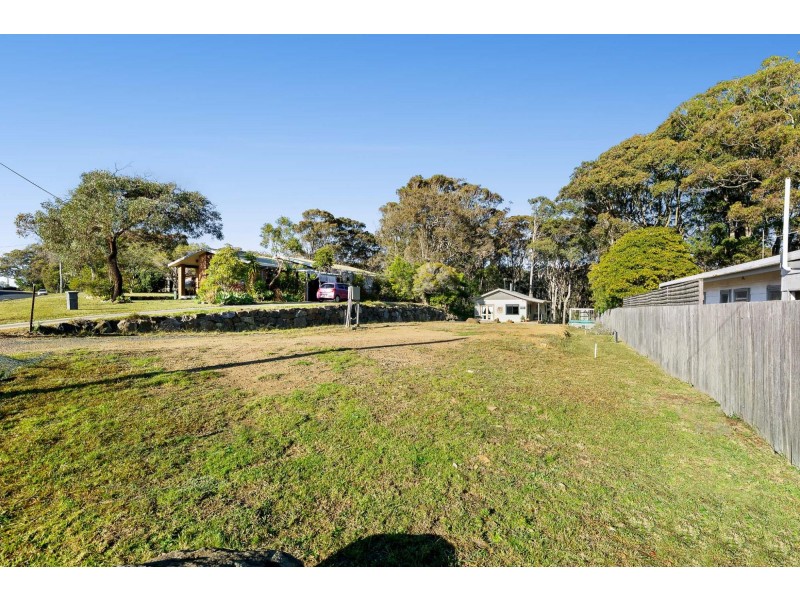 31 Thomson Parade, Dalmeny NSW 2546