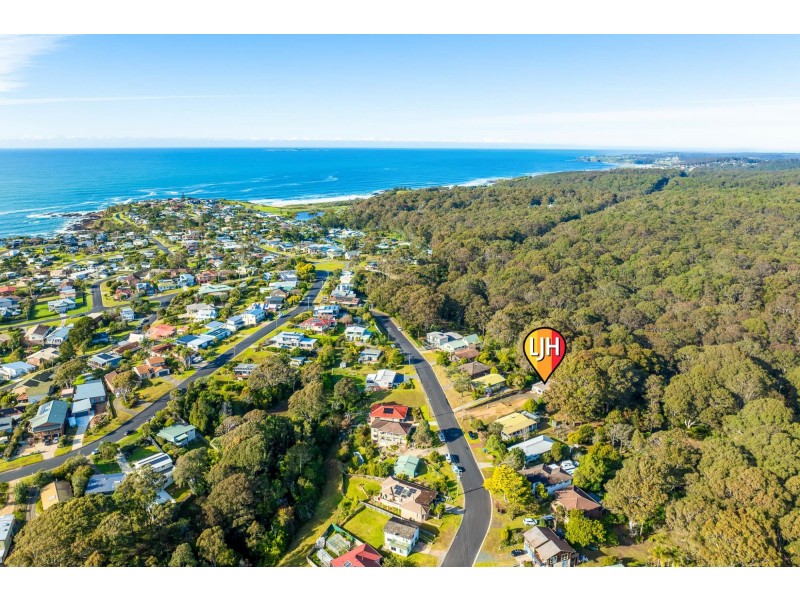 31 Thomson Parade, Dalmeny NSW 2546