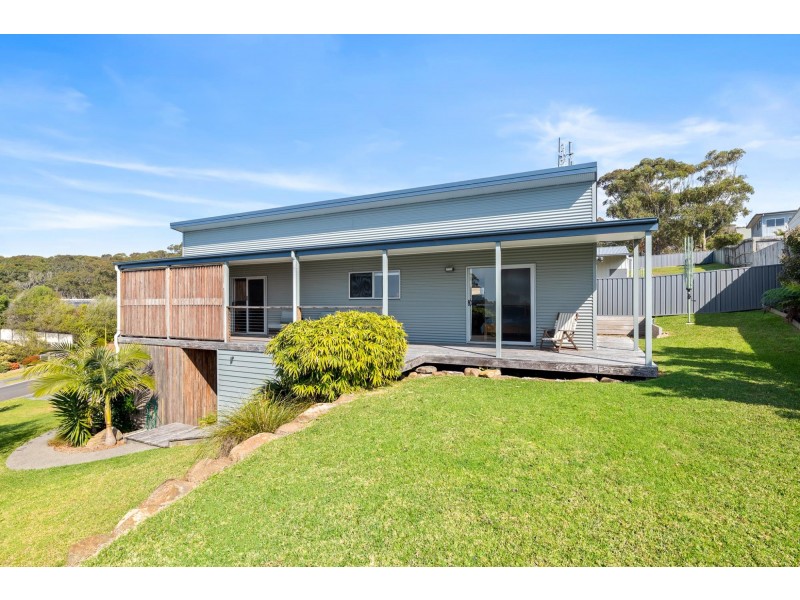 25 Yabbarra drive, Dalmeny NSW 2546