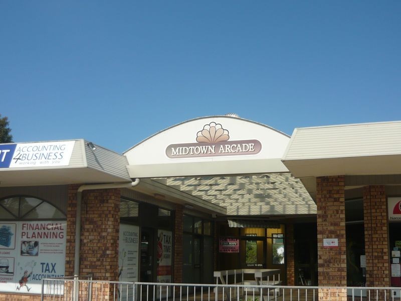 Lower/Shop 1 4-6 Noorooma Crescent, Narooma NSW 2546