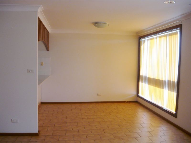 25 Tatiara Street, Dalmeny NSW 2546