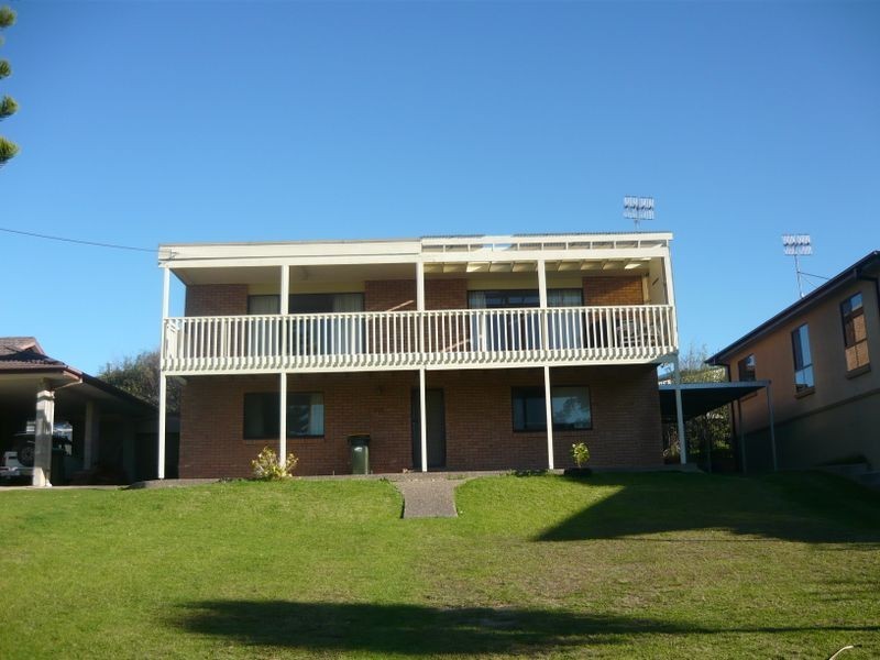 22 William Street, Dalmeny NSW 2546