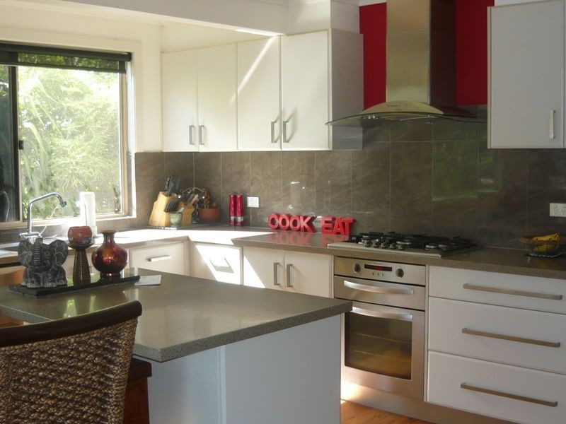 29 Lakeview Drive, Narooma NSW 2546