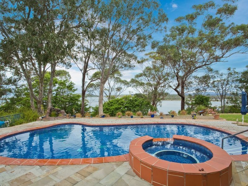 27 Flower Circuit (via Akolele), Bermagui NSW 2546