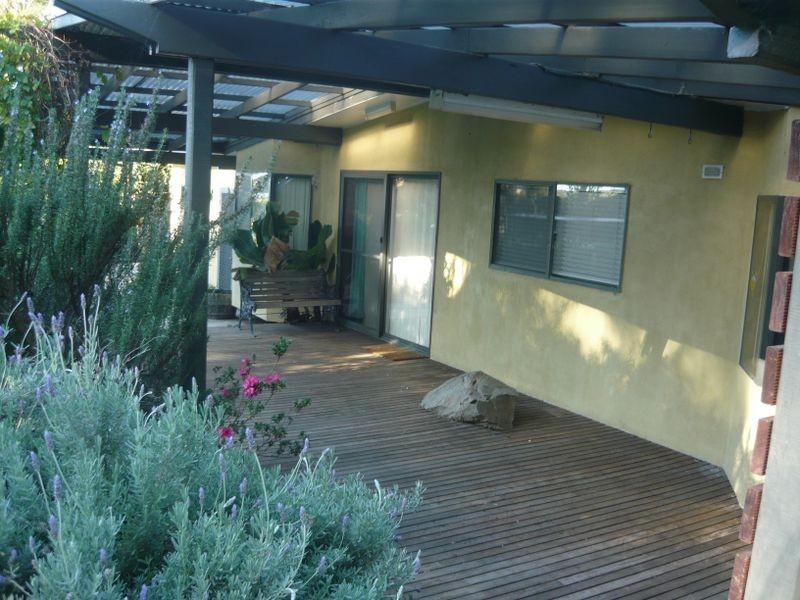 1A Mort Avenue, Dalmeny NSW 2546