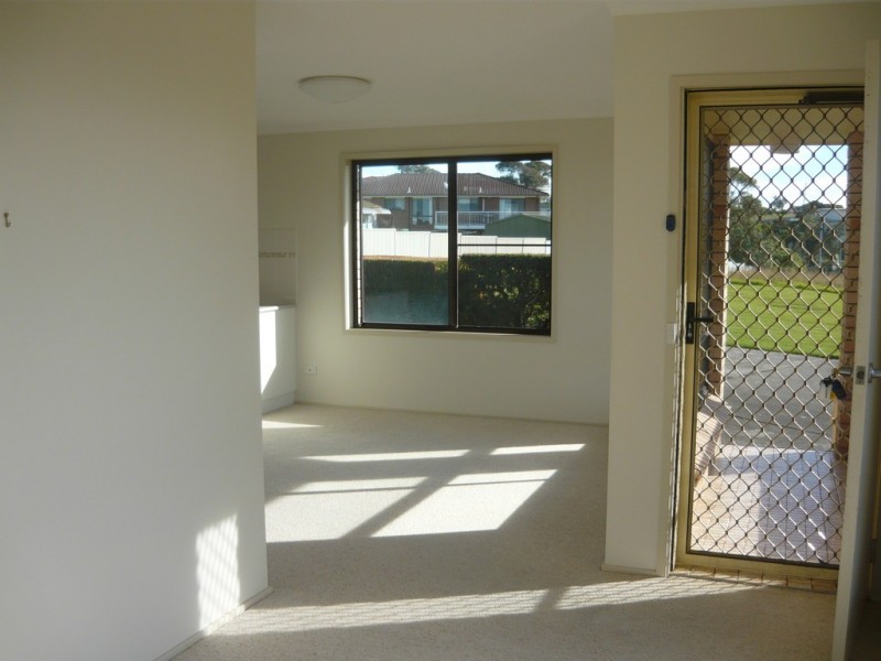 6/21 Noble Parade, Dalmeny NSW 2546