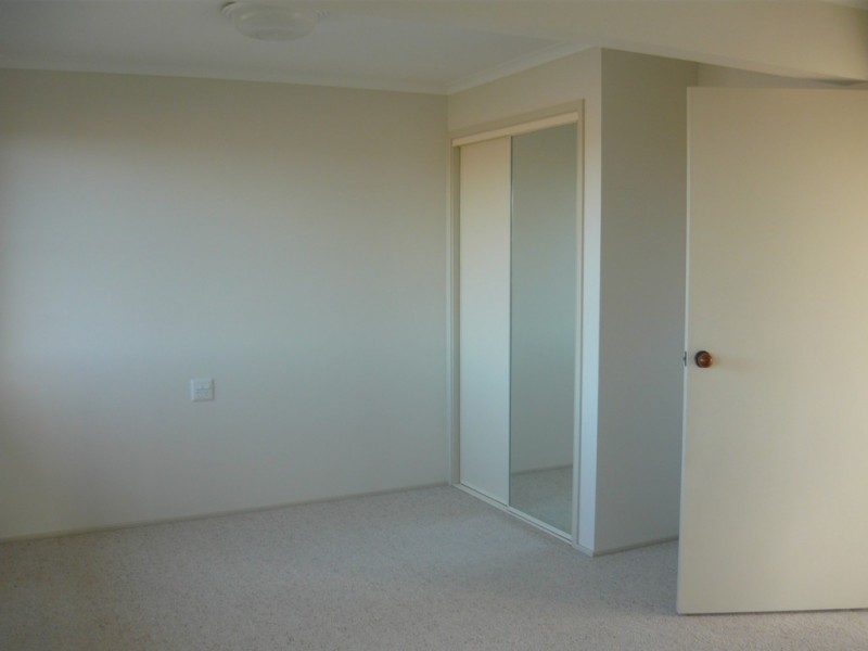 6/21 Noble Parade, Dalmeny NSW 2546