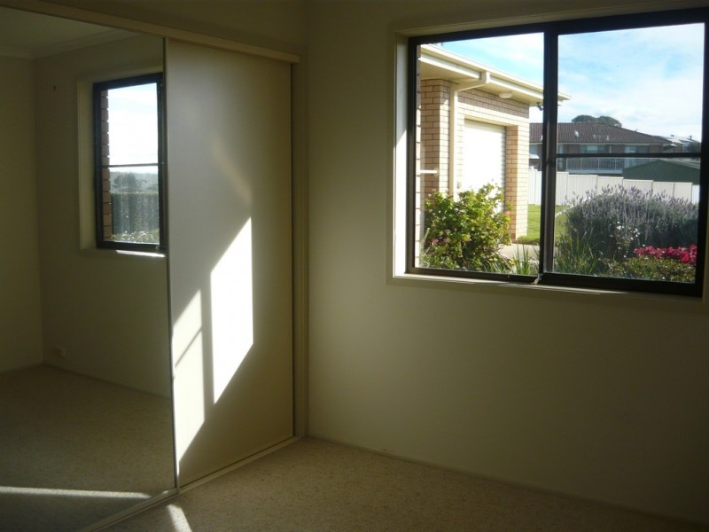 6/21 Noble Parade, Dalmeny NSW 2546