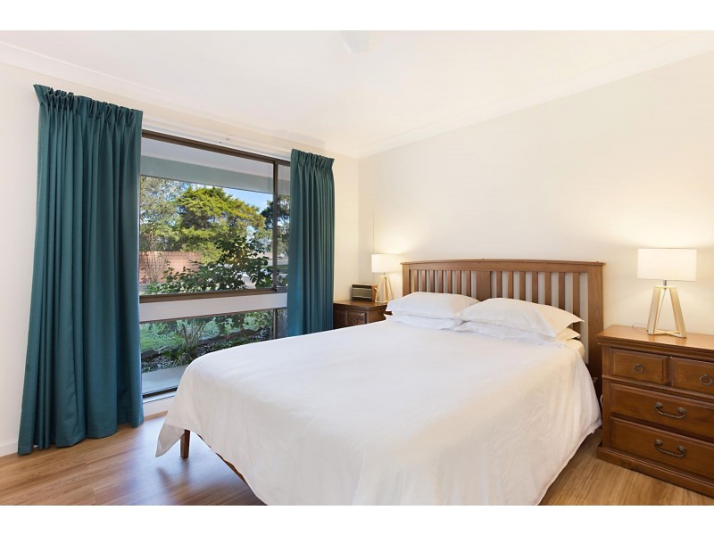 22 Hillcrest Avenue, North Narooma NSW 2546