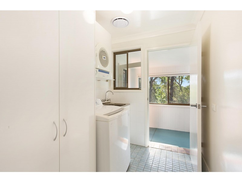 22 Hillcrest Avenue, North Narooma NSW 2546