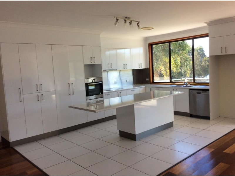 35 Myuna Street, Dalmeny NSW 2546