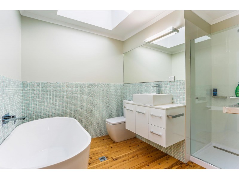 11 Bay  Street, Narooma NSW 2546