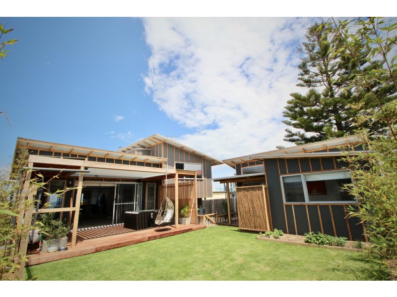 21 Dalmeny Drive, Kianga NSW 2546
