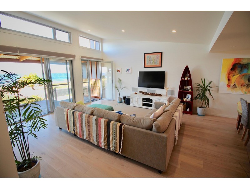 21 Dalmeny Drive, Kianga NSW 2546