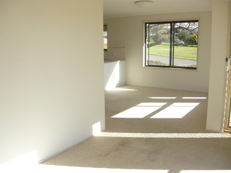 2/21 Noble Parade, Dalmeny NSW 2546