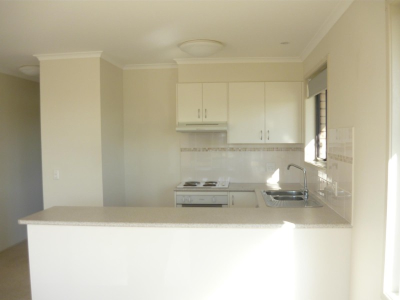 2/21 Noble Parade, Dalmeny NSW 2546