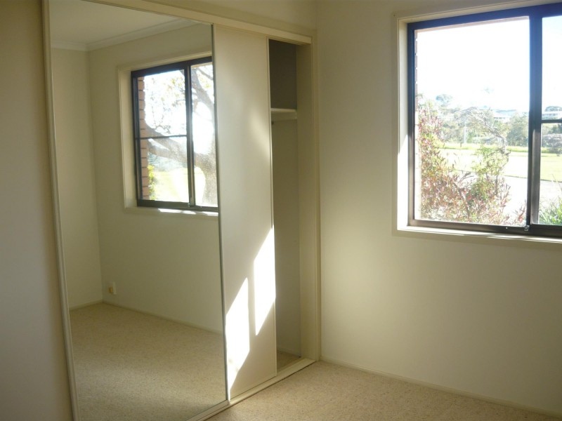 2/21 Noble Parade, Dalmeny NSW 2546