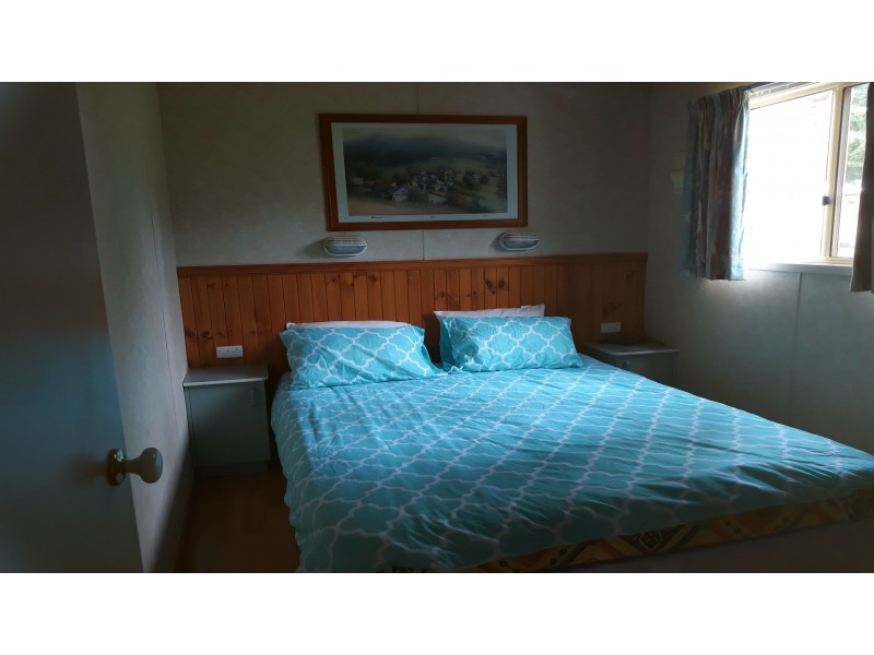 Cabin 3 Beauty Point Caravan Park, Bea, Bermagui NSW 2546