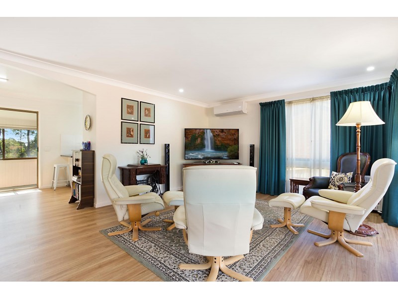 22 Hillcrest Avenue, North Narooma NSW 2546