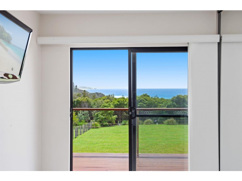 25 Keating Drive, Bermagui NSW 2546